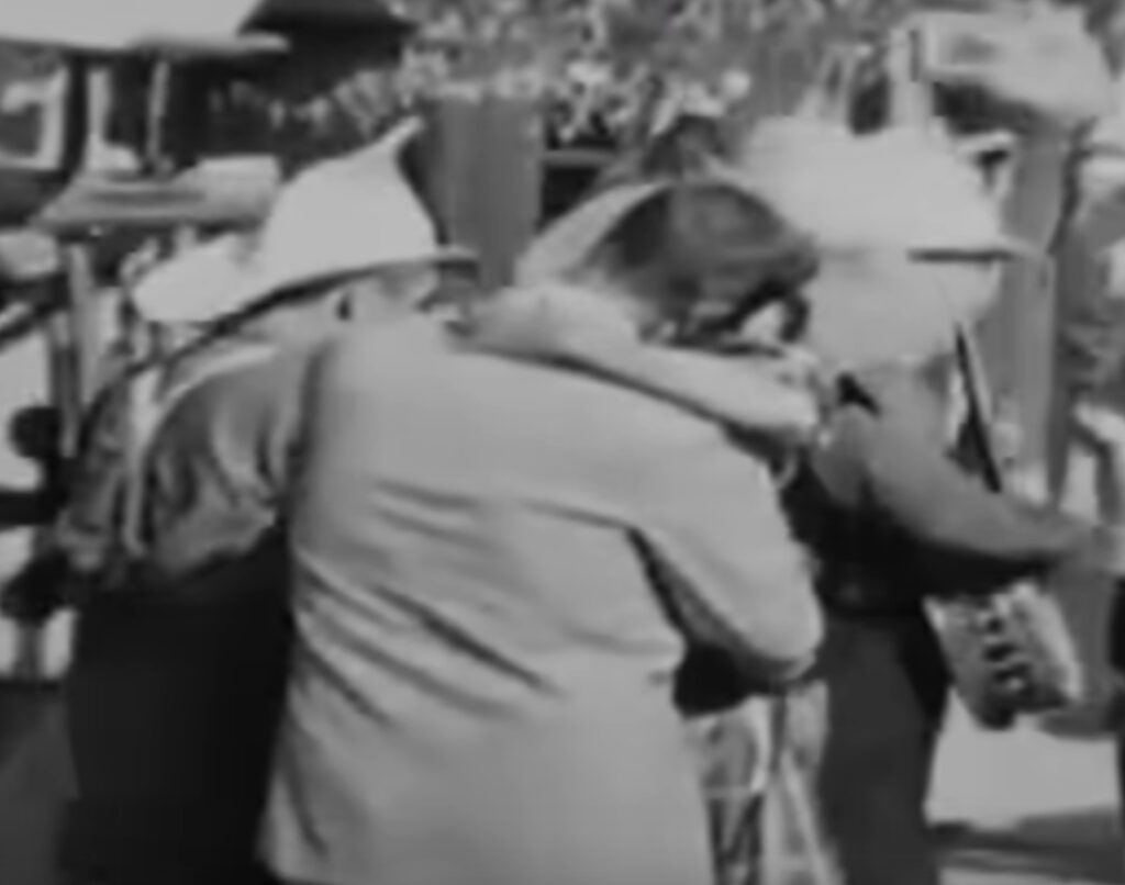 disneyland opening kiss